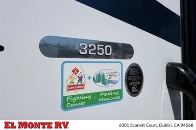 2023 Forest River Sunseeker 3250DSLE   - Photo 22 - Santa Fe Springs, CA 90670