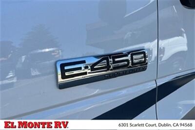 2023 Forest River Sunseeker 3250DSLE   - Photo 21 - Santa Fe Springs, CA 90670