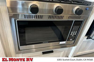 2024 Forest River Sunseeker 2150SLE - Photo 18 - Santa Fe Springs, CA 90670