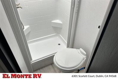 2024 Forest River Sunseeker 2150SLE - Photo 26 - Santa Fe Springs, CA 90670