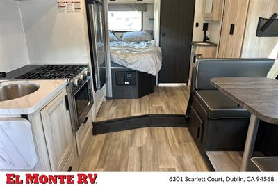 2024 Forest River Sunseeker 2150SLE - Photo 10 - Santa Fe Springs, CA 90670