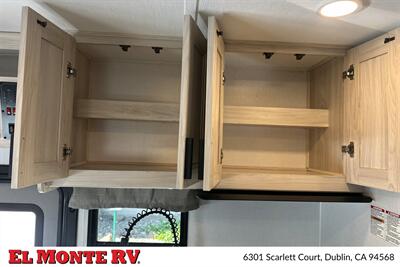 2024 Forest River Sunseeker 2150SLE - Photo 20 - Santa Fe Springs, CA 90670