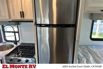 2024 Forest River Sunseeker 2150SLE - Photo 24 - Santa Fe Springs, CA 90670