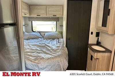 2024 Forest River Sunseeker 2150SLE - Photo 25 - Santa Fe Springs, CA 90670