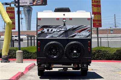 2025 MDC XT16HR ISLAND 22FT   - Photo 4 - Santa Fe Springs, CA 90670