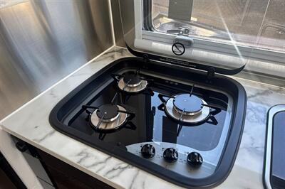 2025 MDC XT16HR ISLAND 22FT   - Photo 13 - Santa Fe Springs, CA 90670