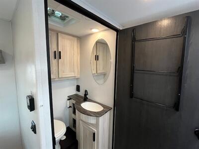 2024 Forest River Sunseeker 2850SLE   - Photo 12 - Dublin, CA 94568