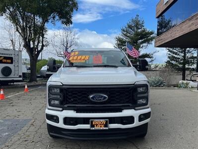 2023 Ford F-350 Super Duty XLT   - Photo 2 - Dublin, CA 94568