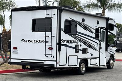 2024 Forest River Sunseeker 2150SLE   - Photo 3 - Santa Fe Springs, CA 90670
