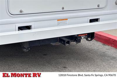 2024 Thor Four Winds 28A   - Photo 5 - Santa Fe Springs, CA 90670