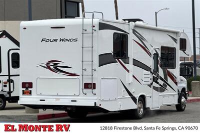 2024 Thor Four Winds 28A   - Photo 3 - Santa Fe Springs, CA 90670
