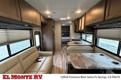 2024 Thor Four Winds 28A   - Photo 13 - Santa Fe Springs, CA 90670