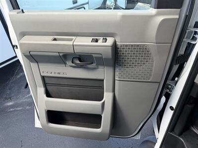 2024 Gulf Stream Conquest 6238   - Photo 15 - Santa Fe Springs, CA 90670