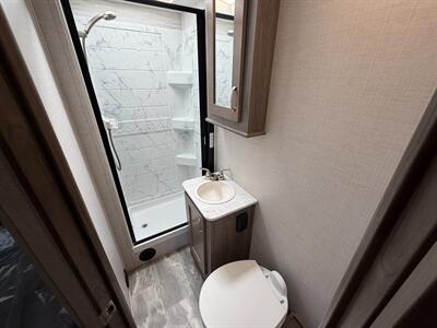 2024 Gulf Stream Conquest 6238   - Photo 30 - Santa Fe Springs, CA 90670