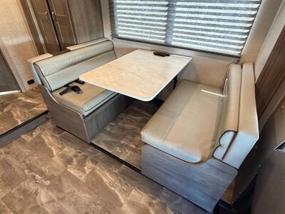 2024 Gulf Stream Conquest 6238   - Photo 19 - Santa Fe Springs, CA 90670