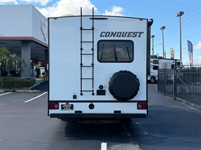 2024 Gulf Stream Conquest 6238   - Photo 4 - Santa Fe Springs, CA 90670