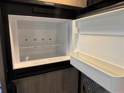 2024 Gulf Stream Conquest 6238   - Photo 39 - Santa Fe Springs, CA 90670