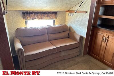 2012 Keystone Mountaineer 345DBQ - Photo 32 - Santa Fe Springs, CA 90670