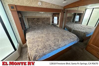2012 Keystone Mountaineer 345DBQ - Photo 30 - Santa Fe Springs, CA 90670