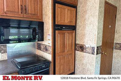 2012 Keystone Mountaineer 345DBQ - Photo 22 - Santa Fe Springs, CA 90670