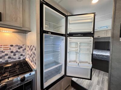 2023 Forest River Forester 2851SLE   - Photo 18 - Santa Fe Springs, CA 90670