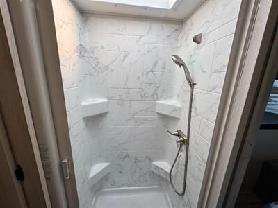 2023 Forest River Forester 2851SLE   - Photo 19 - Santa Fe Springs, CA 90670