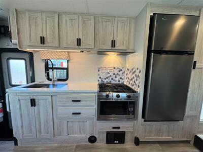 2023 Forest River Forester 2851SLE   - Photo 17 - Santa Fe Springs, CA 90670
