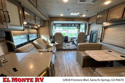 2021 Thor Hurricane 29M   - Photo 38 - Santa Fe Springs, CA 90670