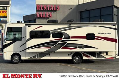 2021 Thor Hurricane 29M   - Photo 7 - Santa Fe Springs, CA 90670