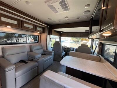 2020 Coachmen Sportscoach 339DS   - Photo 8 - Dublin, CA 94568