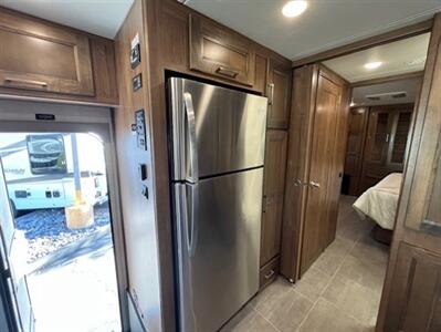 2020 Coachmen Sportscoach 339DS   - Photo 13 - Dublin, CA 94568