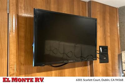 2018 Coachmen Leprechaun 260QB   - Photo 38 - Dublin, CA 94568