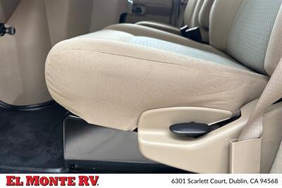 2018 Coachmen Leprechaun 260QB   - Photo 12 - Dublin, CA 94568