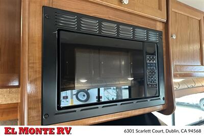 2018 Coachmen Leprechaun 260QB   - Photo 20 - Dublin, CA 94568