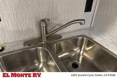2023 Coachmen Leprechaun 260QB   - Photo 17 - Dublin, CA 94568
