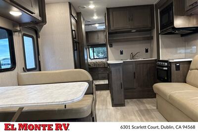 2023 Coachmen Leprechaun 260QB   - Photo 12 - Dublin, CA 94568