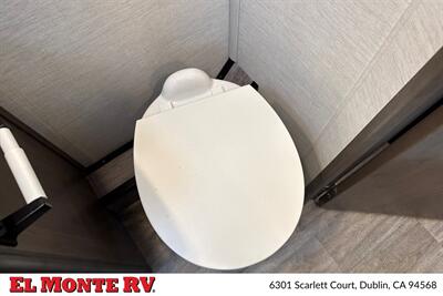 2025 Thor Four Winds 22E   - Photo 32 - Dublin, CA 94568