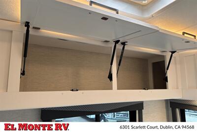 2025 Thor Four Winds 22E   - Photo 36 - Dublin, CA 94568