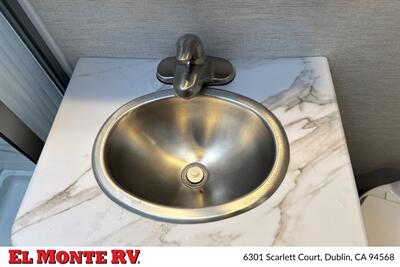 2025 Thor Four Winds 22E   - Photo 31 - Dublin, CA 94568