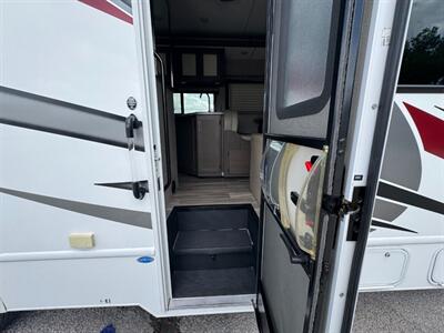 2024 Thor Four Winds 28Z   - Photo 5 - Orlando, FL 32808