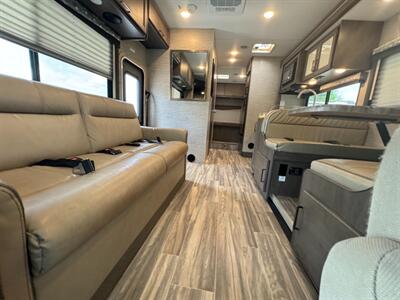2024 Thor Four Winds 28Z   - Photo 18 - Orlando, FL 32808