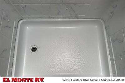 2025 Gulf Stream Conquest 6238 - Photo 32 - Santa Fe Springs, CA 90670