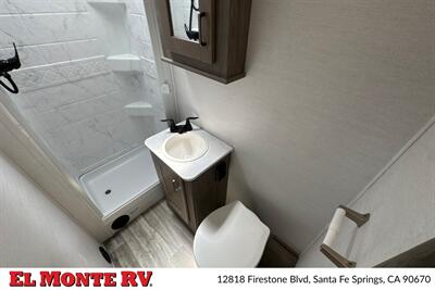 2025 Gulf Stream Conquest 6238 - Photo 28 - Santa Fe Springs, CA 90670