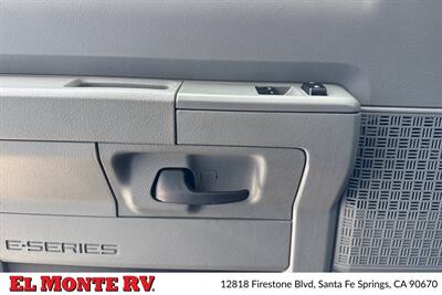 2024 Forest River Sunseeker 2860DS   - Photo 11 - Santa Fe Springs, CA 90670