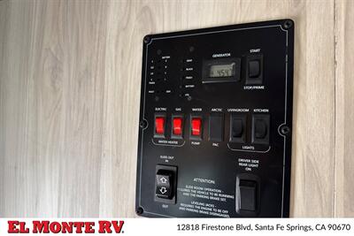 2024 Forest River Sunseeker 2860DS   - Photo 40 - Santa Fe Springs, CA 90670