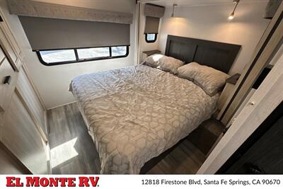 2024 Forest River Sunseeker 2860DS   - Photo 33 - Santa Fe Springs, CA 90670
