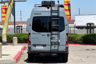 2022 Winnebago Revel 44E   - Photo 4 - Dublin, CA 94568