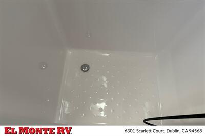 2027 MDC XT16HR EAST WEST OGE - Photo 26 - Dublin, CA 94568