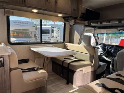 2023 Coachmen Leprechaun 271QB   - Photo 16 - Santa Fe Springs, CA 90670