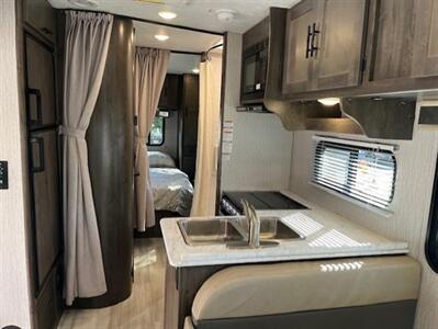 2023 Coachmen Leprechaun 271QB   - Photo 23 - Santa Fe Springs, CA 90670